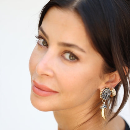 Nightfang Earrings